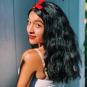 Meet your Posher, Salma